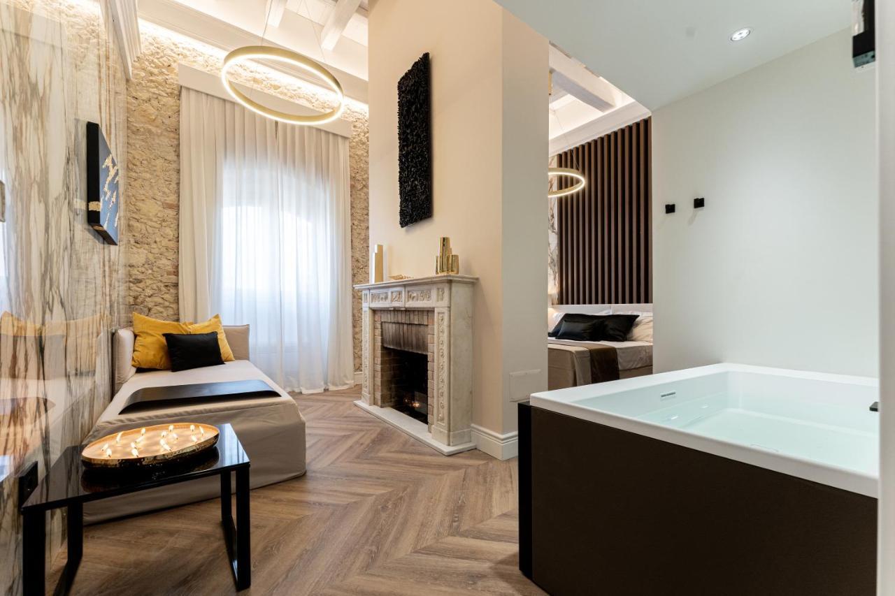 Nero Luxury Suites Cagliari Eksteriør billede