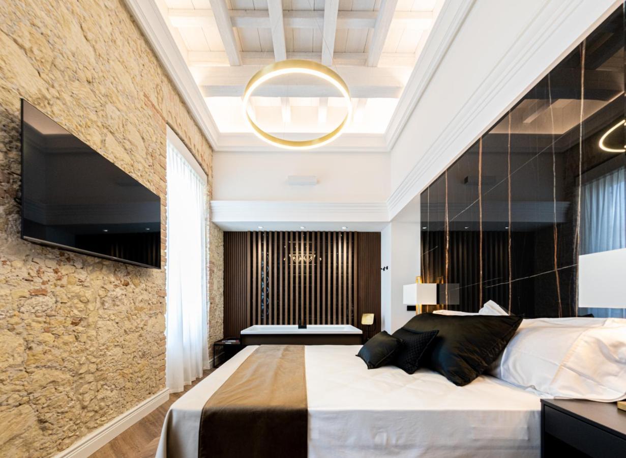 Nero Luxury Suites Cagliari Eksteriør billede