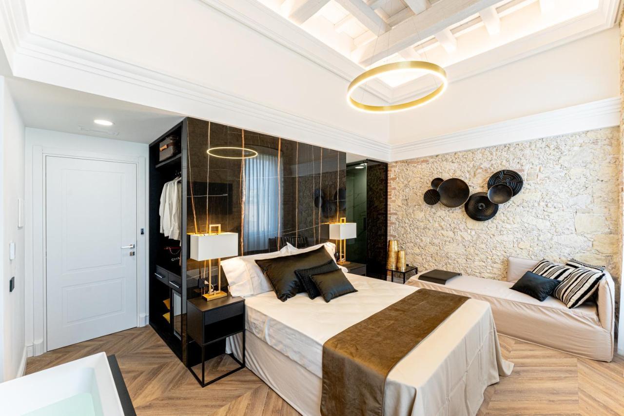 Nero Luxury Suites Cagliari Eksteriør billede