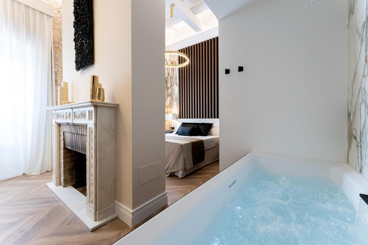 Nero Luxury Suites Cagliari Eksteriør billede